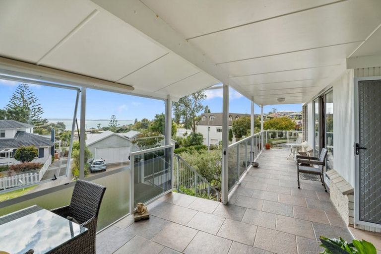 Photo of property in 30 Evelyn Road, Cockle Bay, Auckland, 2014