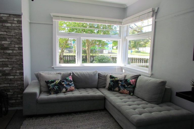 Photo of property in 43 York Street, Levin, 5510
