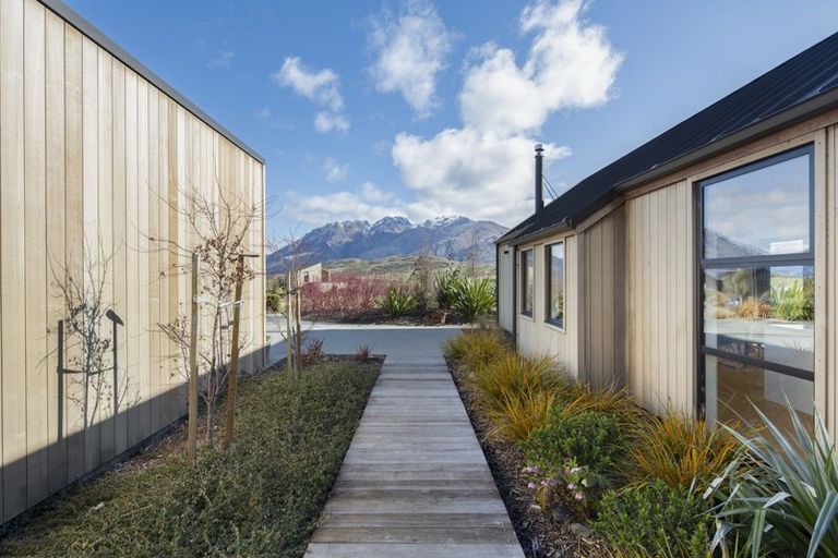 Photo of property in 13 Torridon Court, Jacks Point, Queenstown, 9371