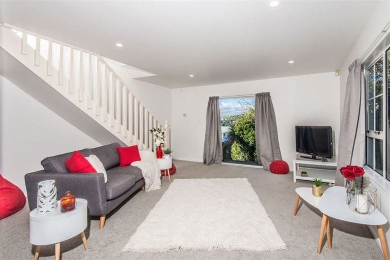 Photo of property in 9f1 Braemar Terrace, Johnsonville, Wellington, 6037