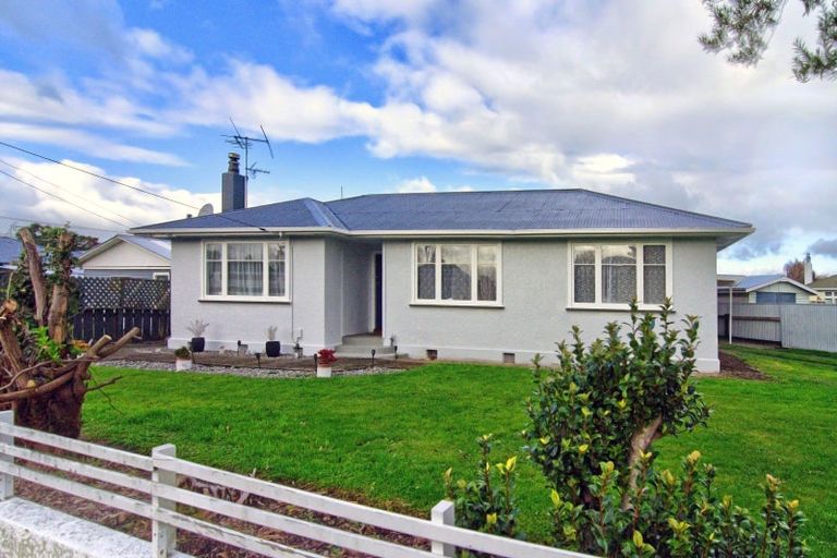 Photo of property in 30 Coddington Crescent, Masterton, 5810
