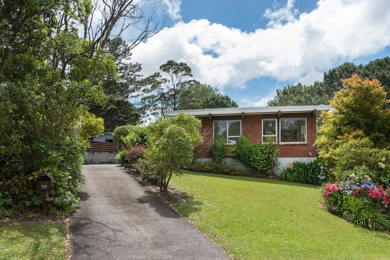 Photo of property in 48 Rehia Road, Massey, Auckland, 0614