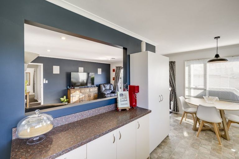 Photo of property in 2 Storkey Street, Marewa, Napier, 4110