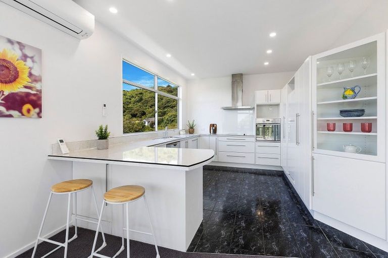 Photo of property in 6 Cromarty Place, Papakowhai, Porirua, 5024