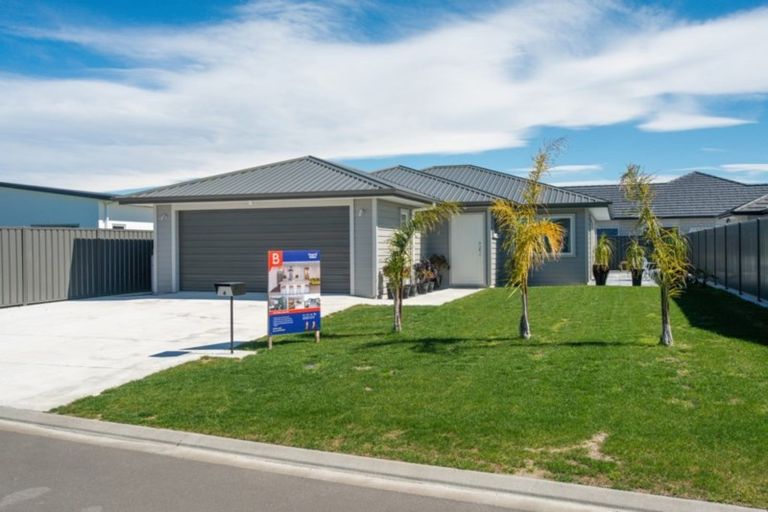 Photo of property in 4 Benmore Place, Poraiti, Napier, 4112