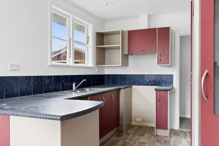 Photo of property in 14 Laughton Street, Taupo, 3330