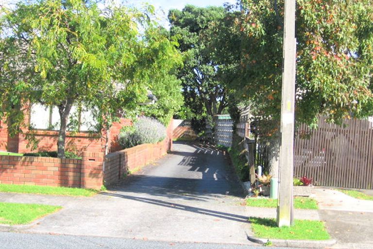 Photo of property in 1/25 Hattaway Avenue, Bucklands Beach, Auckland, 2012