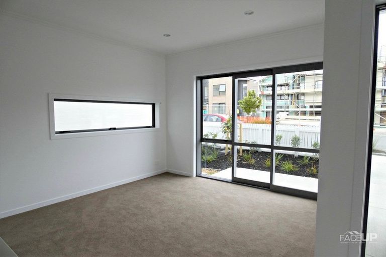 Photo of property in 24 Saltmarsh Road, Hobsonville, Auckland, 0616