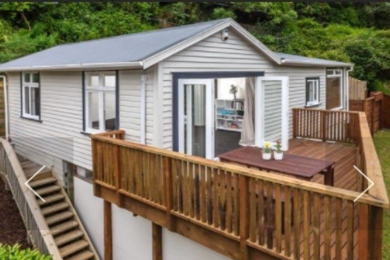 Photo of property in 36 Randwick Road, Northland, Wellington, 6012