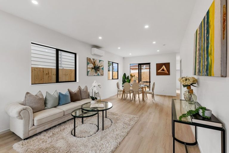 Photo of property in 49c Vera Road, Te Atatu South, Auckland, 0610