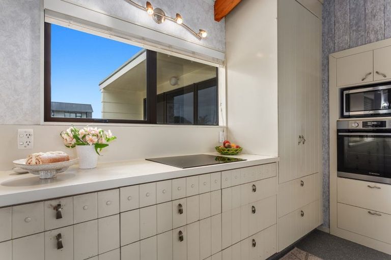 Photo of property in 25 Eruini Street, Ohope, 3121