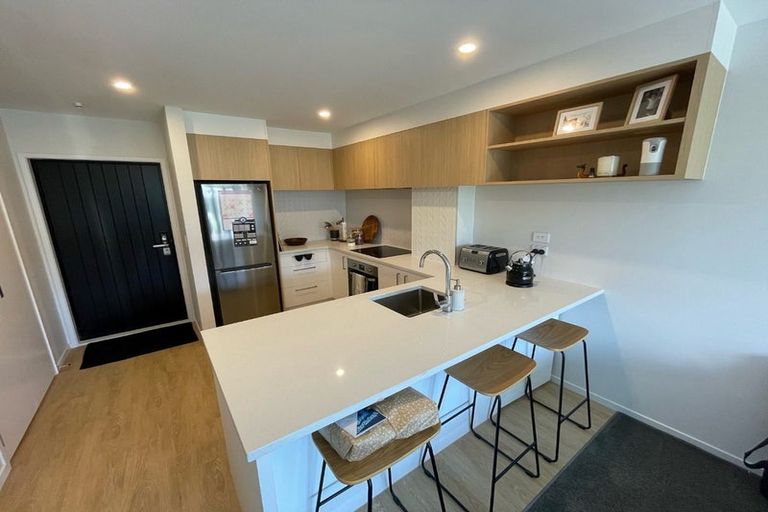 Photo of property in 4/793 Te Atatu Road, Te Atatu Peninsula, Auckland, 0610