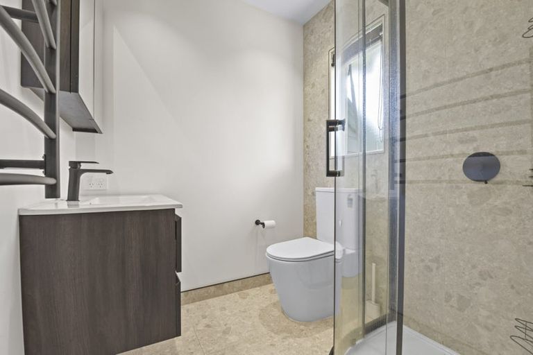 Photo of property in 2/3 Mably Court, Stanmore Bay, Whangaparaoa, 0932