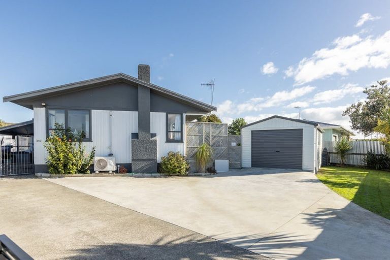Photo of property in 51 Coventry Avenue, Tamatea, Napier, 4112