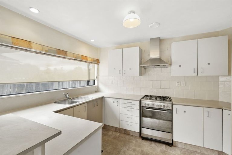 Photo of property in 2/20 De Menech Grove, Avalon, Lower Hutt, 5011