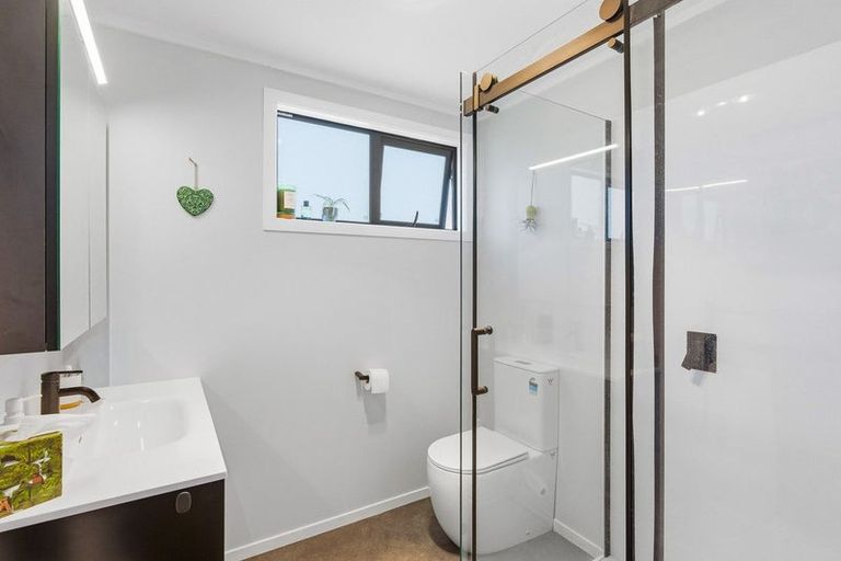 Photo of property in 13 Bahama Crescent, Paraparaumu Beach, Paraparaumu, 5032