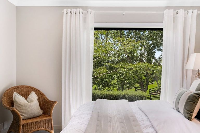 Photo of property in 18 Ara-kotinga, Whitford, Manurewa, 2576