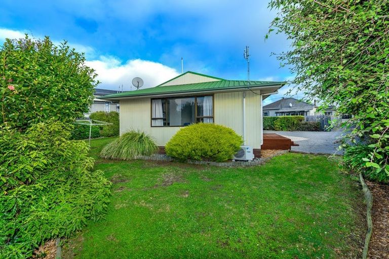 Photo of property in 2/15 Seymour Street, Hornby, Christchurch, 8042