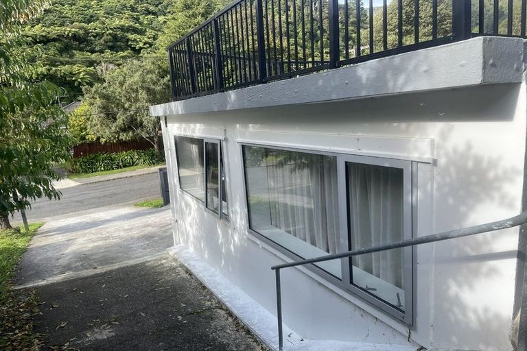 Photo of property in 70 Sunny Grove, Wainuiomata, Lower Hutt, 5014