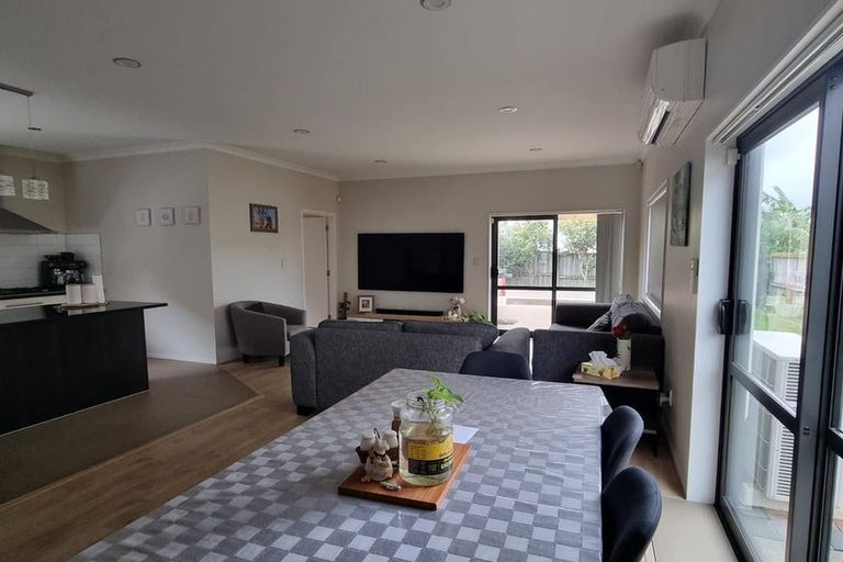 Photo of property in 121 Flat Bush School Road, Flat Bush, Auckland, 2019
