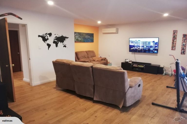 Photo of property in 1 Pony Lane, Spreydon, Christchurch, 8024