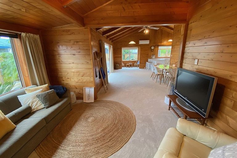 Photo of property in 122b Barbara Avenue, Whangamata, 3620