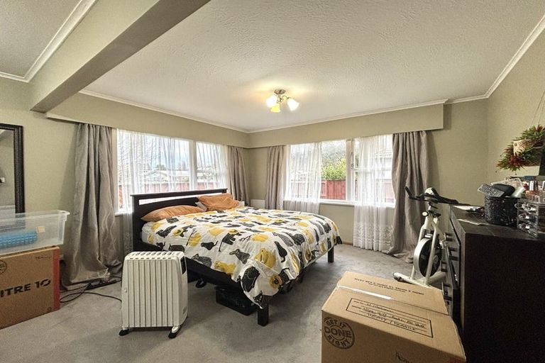 Photo of property in 40 Kiwi Street, Heretaunga, Upper Hutt, 5018