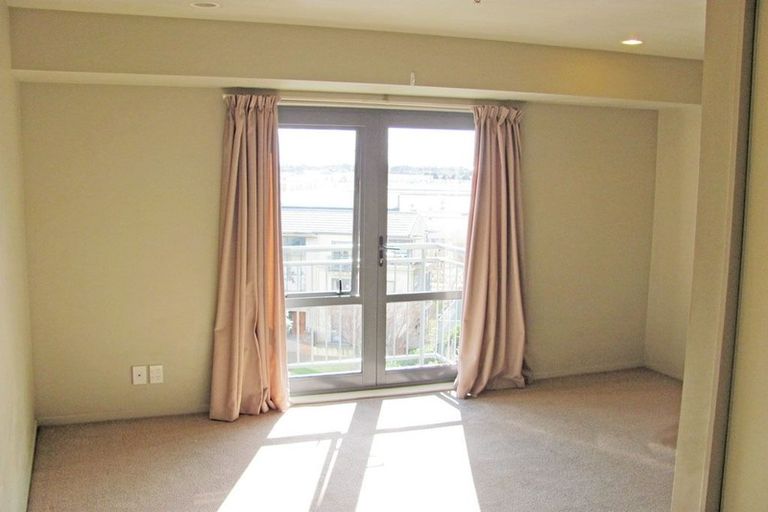 Photo of property in 10d Crown Lynn Place, New Lynn, Auckland, 0600