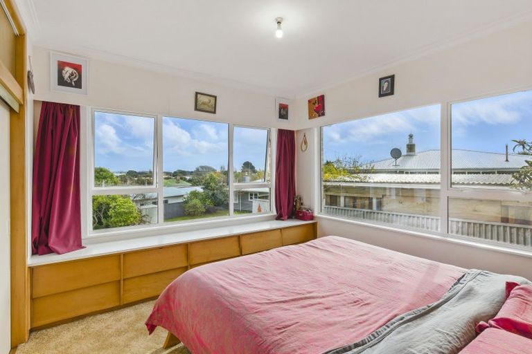 Photo of property in 39 Lupin Road, Otaki, 5512