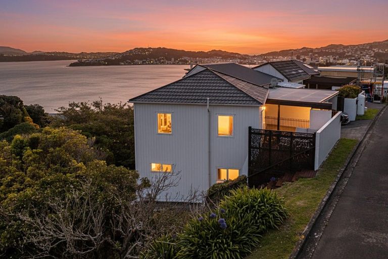 Photo of property in 5 Elgin Way, Khandallah, Wellington, 6035