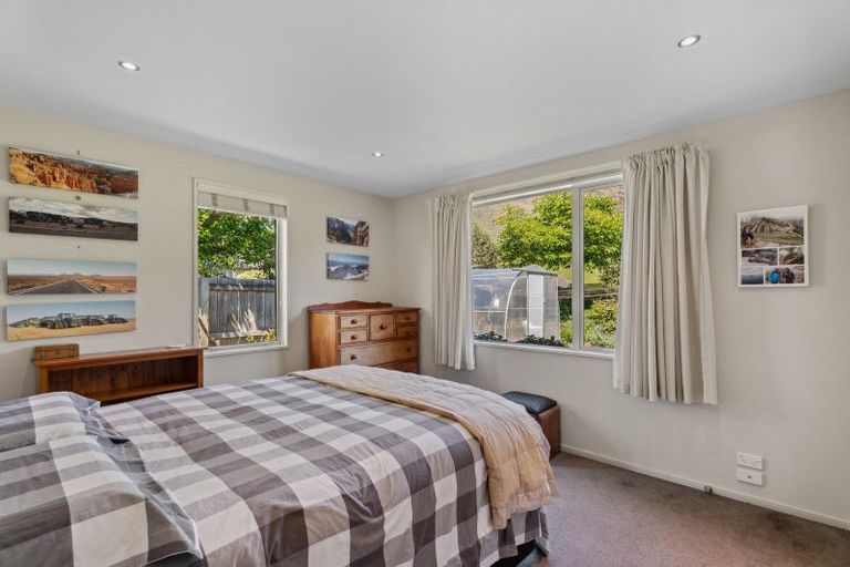 Photo of property in 50 Kelliher Drive, Wanaka, 9305