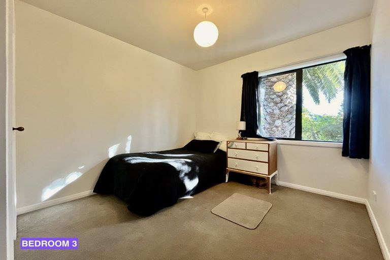 Photo of property in 6 Armstrong Avenue, Saint Martins, Christchurch, 8022