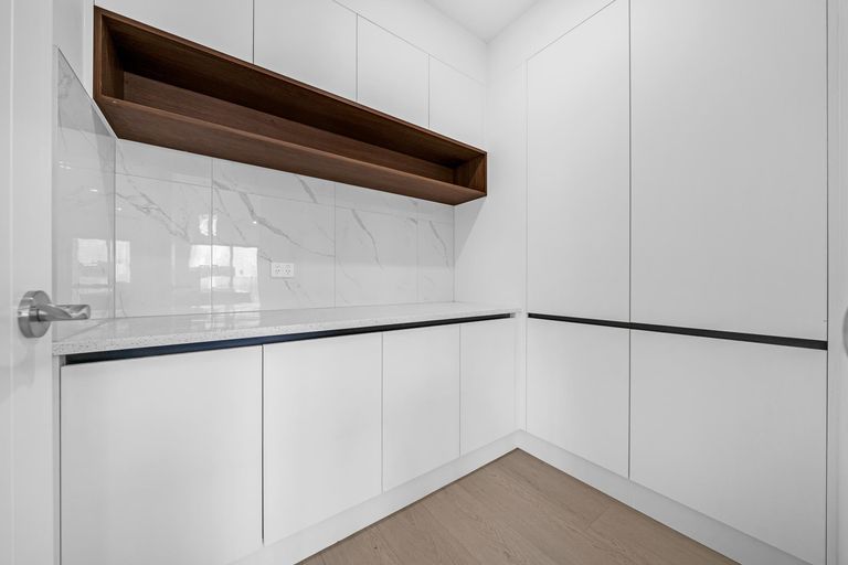 Photo of property in 30 Korowhiti Road, Clarks Beach, 2122