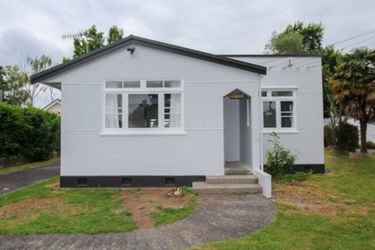 Photo of property in 11 Wilson Street, Hamilton East, Hamilton, 3216