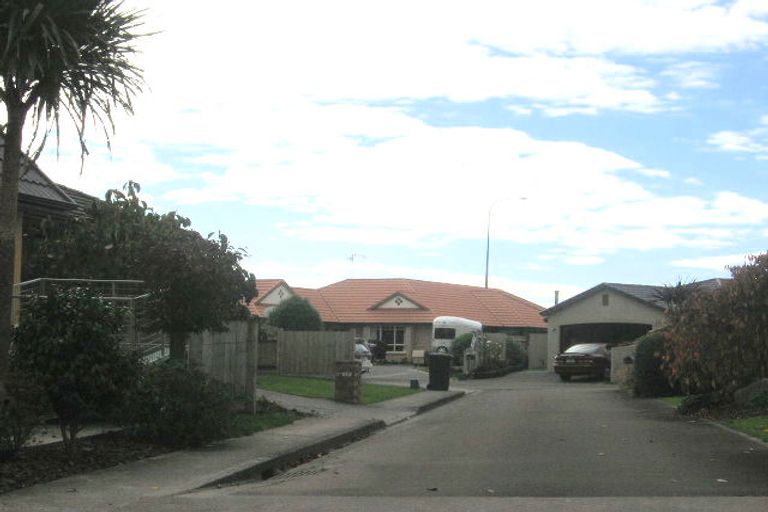 Photo of property in 22 Rothesay Place, Highbury, Palmerston North, 4412