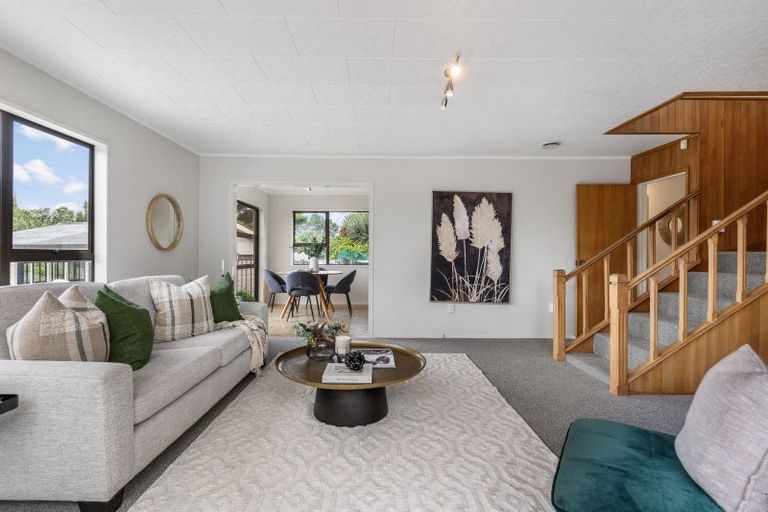 Photo of property in 111 Sandspit Road, Waiuku, 2123