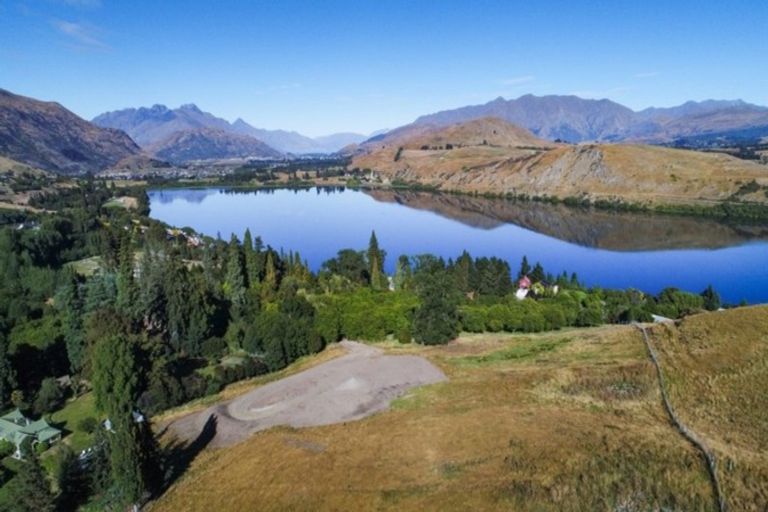 Photo of property in 56 Arrowtown-lake Hayes Road, Lake Hayes, Queenstown, 9371