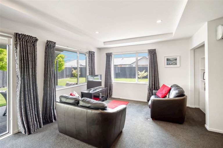 Photo of property in 8c Manor Drive, Rolleston, 7614
