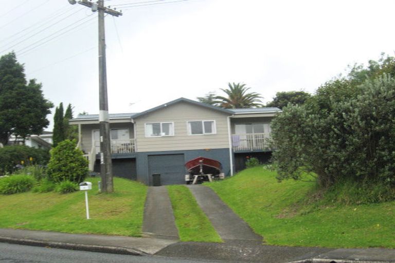 Photo of property in 10 Cartwright Road, Onerahi, Whangarei, 0110