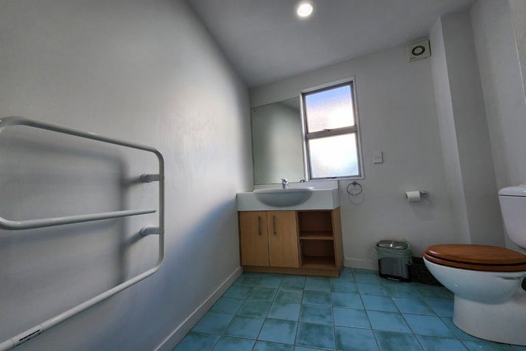 Photo of property in 199 Tasman Street, Mount Cook, Wellington, 6021