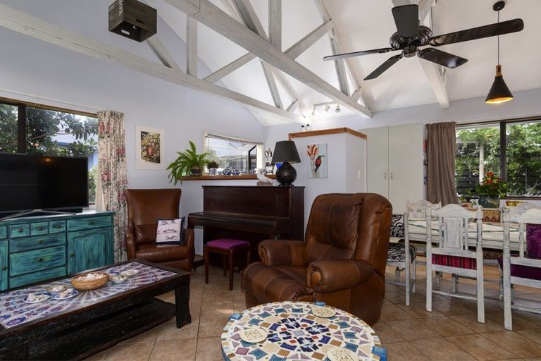 Photo of property in 60 Victory Street, Welcome Bay, Tauranga, 3112