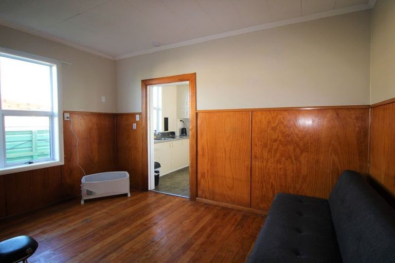 Photo of property in 15 Teviot Street, Oamaru North, Oamaru, 9400