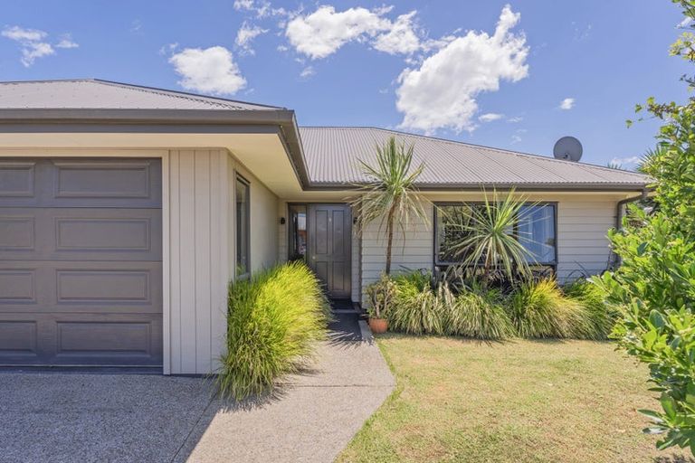 Photo of property in 9 Jacaranda Drive, Whitianga, 3510