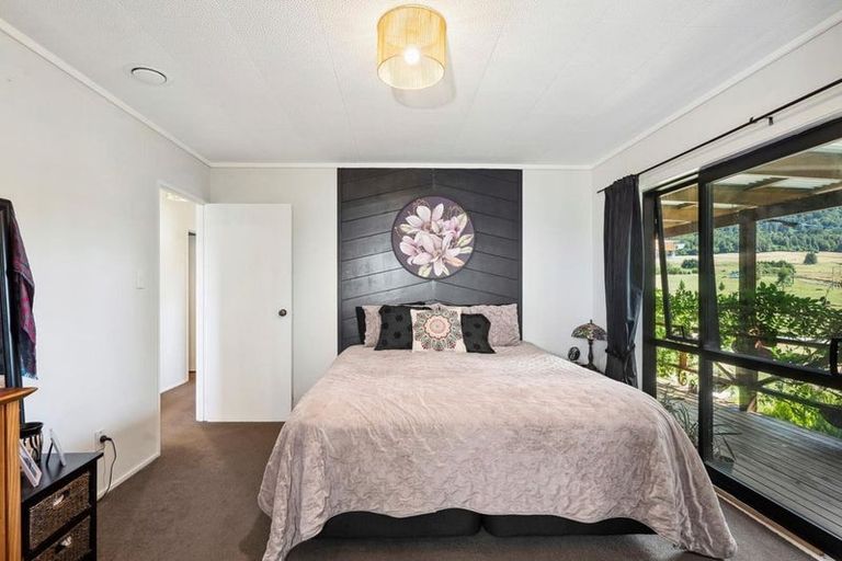 Photo of property in 402 Apirana Road, Horohoro, Rotorua, 3077