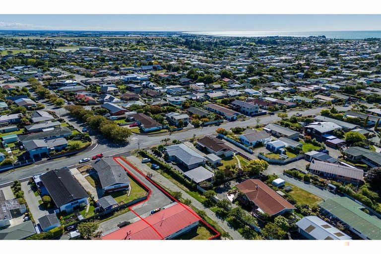 Photo of property in 2/56 Pukatea Street, Gleniti, Timaru, 7910