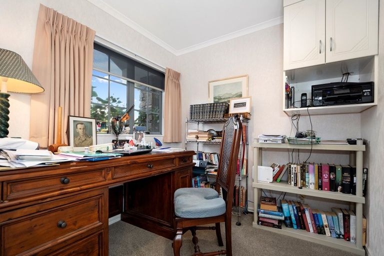 Photo of property in 100 Sovereign Drive, Papamoa Beach, Papamoa, 3118