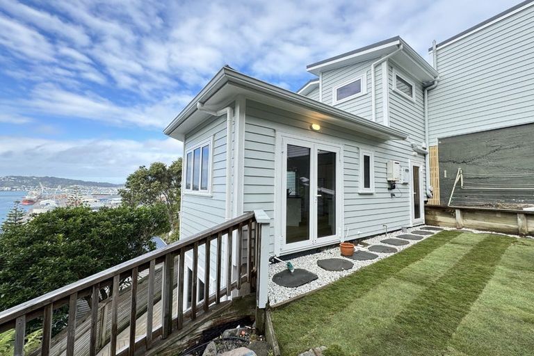 Photo of property in 102 Barnard Street, Wadestown, Wellington, 6012