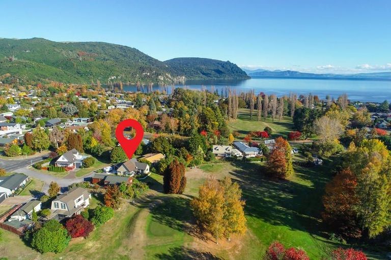 Photo of property in 1/68 Kinloch Road, Kinloch, Taupo, 3377