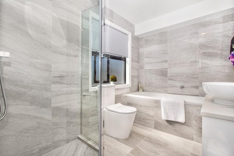 Photo of property in 158c Flat Bush School Road, Flat Bush, Auckland, 2019