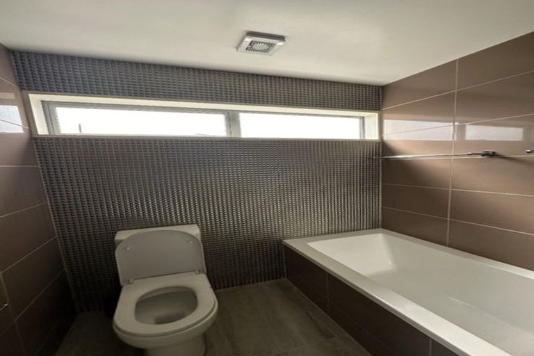 Photo of property in 3/45 Antigua Street, Addington, Christchurch, 8024